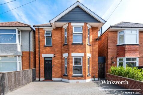 Kimberley Road, Bournemouth, Dorset, BH6 3 bed detached house for sale