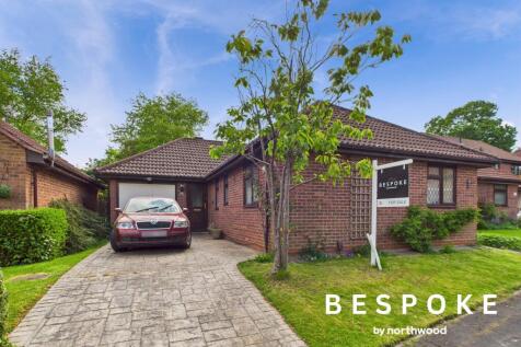 Drummond Way, Macclesfield SK10 3 bed detached bungalow for sale