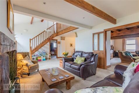 Brighouse & Denholme Road... 4 bed semi