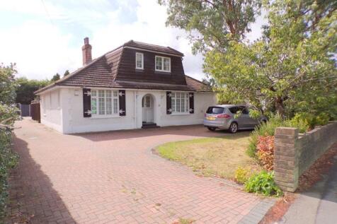 New Road, Bournemouth 5 bed chalet for sale