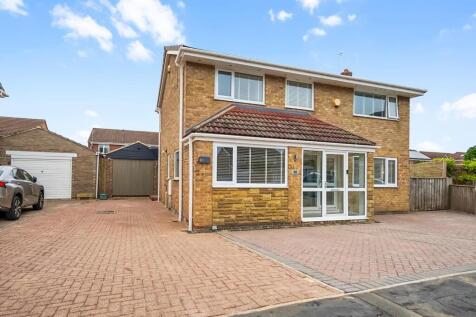 Grendon Gardens, Middleton St.... 5 bed detached house for sale