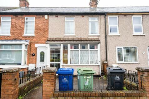 3 bedroom terraced house for sale