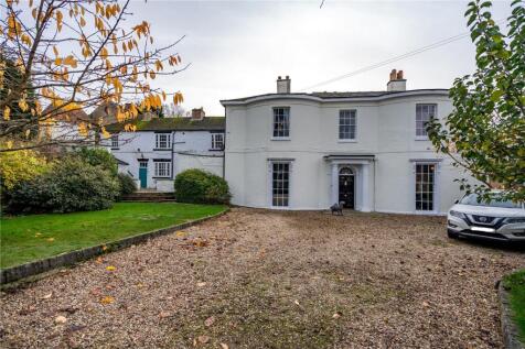 8 bedroom detached house for sale