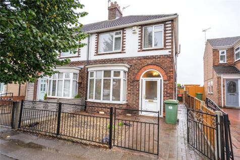 Winchester Avenue, Grimsby... 3 bed semi