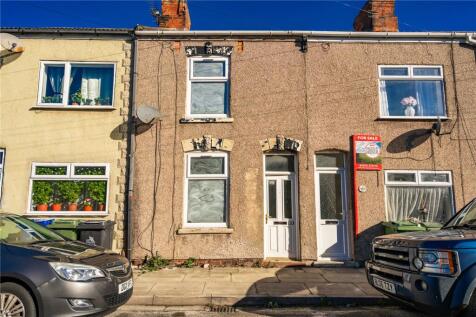 Harold Street, Grimsby, Lincolnshire... 2 bed terraced house for sale