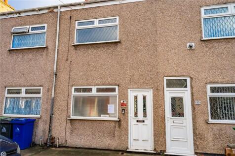 Ripon Street, Grimsby, Lincolnshire... 2 bed terraced house for sale