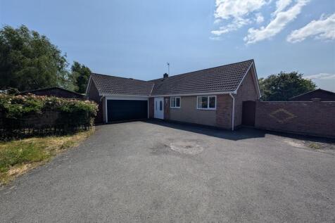 Richmond Drive, Melton Mowbray 3 bed detached bungalow for sale