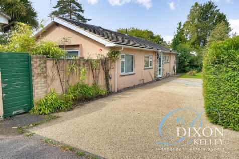 Glenwood Way, West Moors, Ferndown... 2 bed detached bungalow for sale