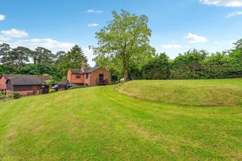 Little Hill, Great Billington 3 bed detached house for sale