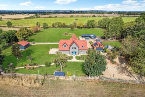 Shucklow Hill, Little Horwood 6 bed detached house for sale