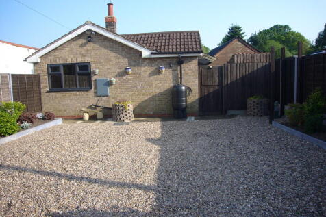 Main Street, Spaldington, Nr Howden... 2 bed detached bungalow for sale