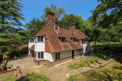 Walpole Avenue, Chipstead 5 bed detached house for sale