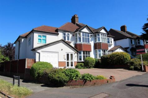 5 bedroom semi-detached house for sale