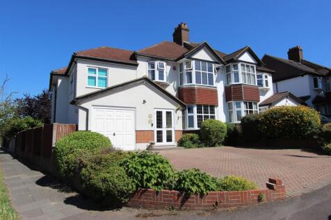 5 bedroom semi-detached house for sale