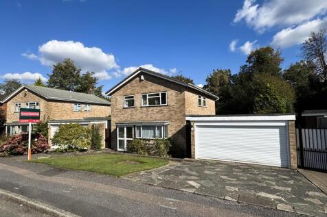 Great Ellshams, Banstead 4 bed house for sale