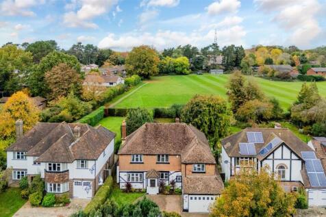 Garratts Lane, Banstead 4 bed detached house for sale
