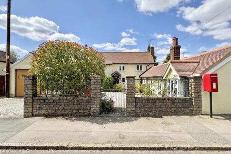 Main Road, Great Leighs, Chelmsford 4 bed detached house for sale