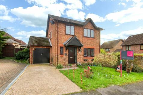 Bloxworth Close, Bracknell... 4 bed detached house for sale