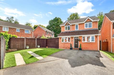 Romeo Hill, Warfield, Bracknell... 3 bed detached house for sale
