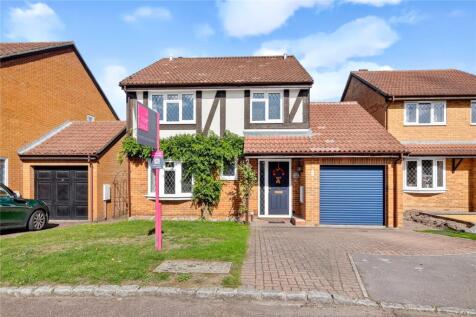 Leafield Copse, Bracknell, Berkshire... 4 bed detached house for sale