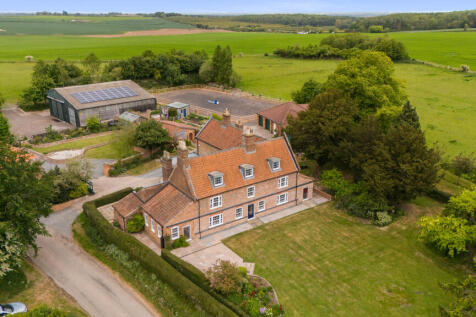 Ivy House  Haugham Louth LN11 8PU 6 bed detached house for sale