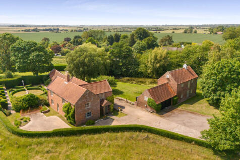 Gowts Farm Main Road Saltfleet Louth... 4 bed detached house for sale