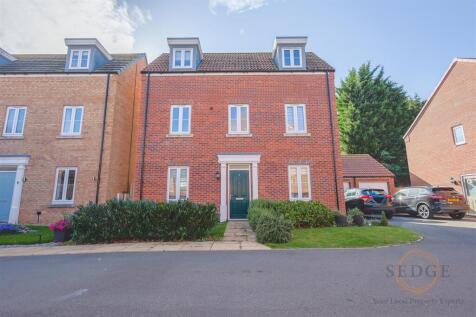 3 bedroom detached house for sale