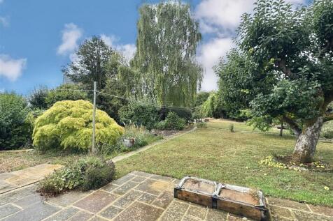 Cirencester 3 bed bungalow for sale