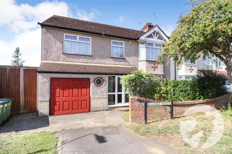 4 bedroom semi-detached house for sale