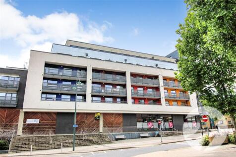 Parkspring Court, 102 High Street... 2 bed flat for sale