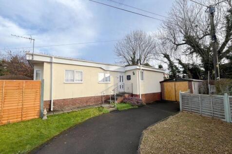 Woodcock Park, Warminster 3 bed park home for sale