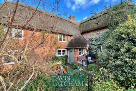 3 bedroom cottage for sale