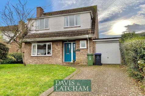 Robin Close, Warminster 3 bed detached house for sale