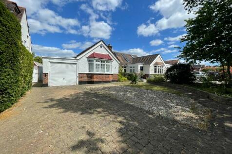 3 bedroom semi-detached bungalow for sale