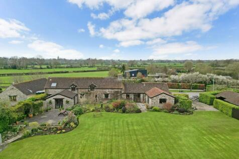 6 bedroom country house for sale