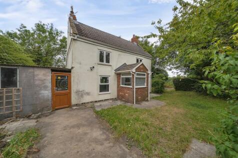 2 bedroom cottage for sale