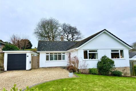 4 bedroom bungalow for sale