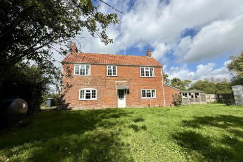 The Green, Great Cheverell 3 bed detached house for sale