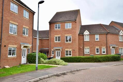 4 bedroom town house for sale