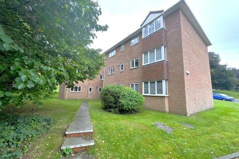 2 bedroom ground floor flat for sale