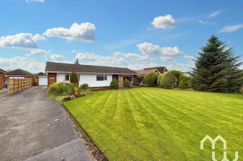 3 bedroom detached bungalow for sale