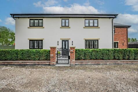 5 bedroom farm house for sale