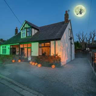 3 bedroom semi-detached bungalow for sale