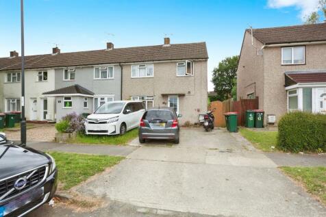 3 bedroom end of terrace house for sale