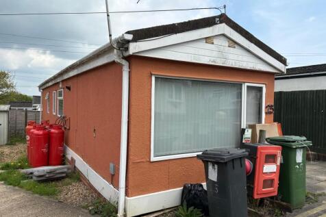 2 bedroom park home for sale