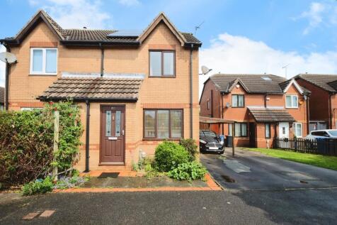 2 bedroom semi-detached house for sale