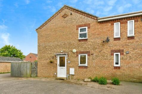 1 bedroom semi-detached house for sale