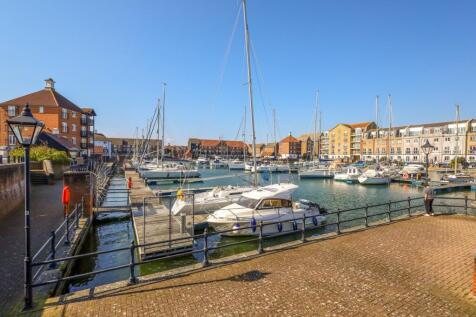 2 bedroom ground floor flat for sale