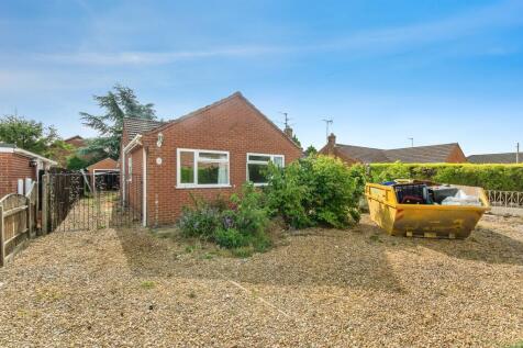 3 bedroom detached bungalow for sale
