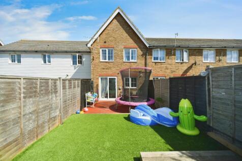 3 bedroom end of terrace house for sale